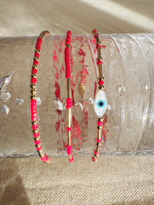 Hilo Rojo Bracelets