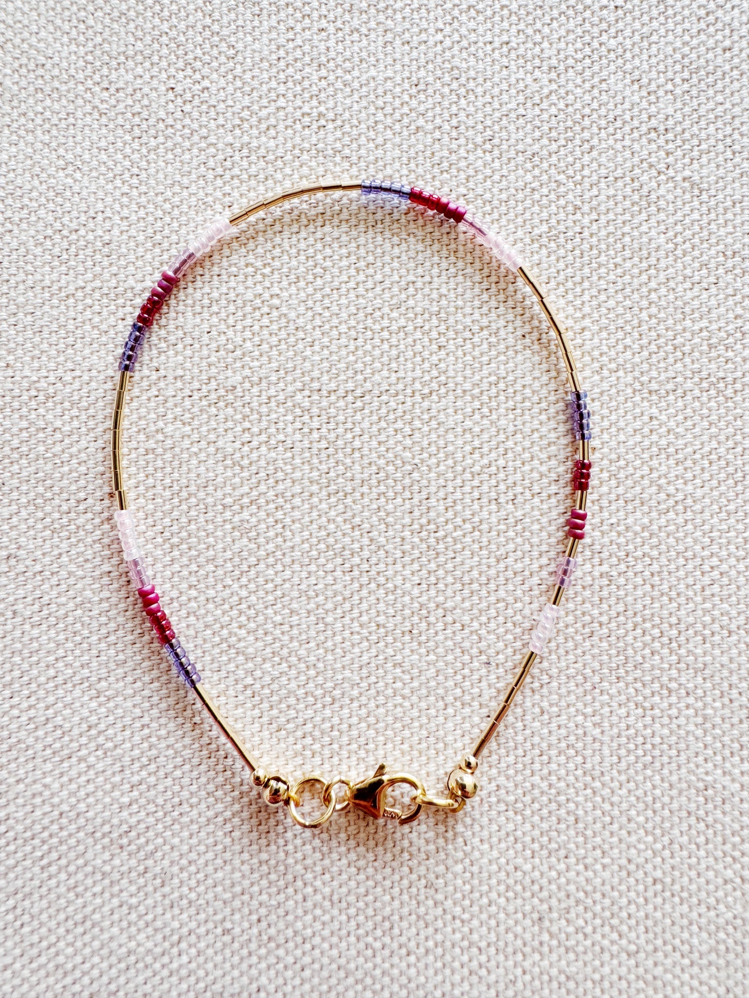 Ocaso Clasped Bracelets