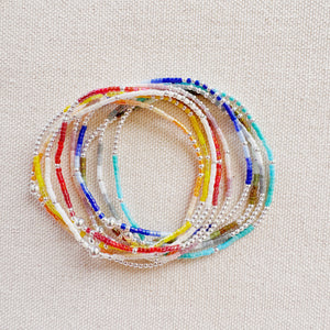 Lúmina Plateada Stretch Bracelets