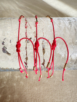 Hilo Rojo Bracelets